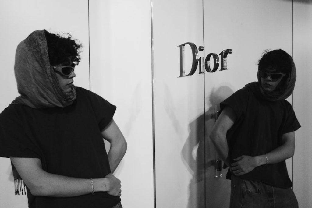 Photo DJ Entrance Song